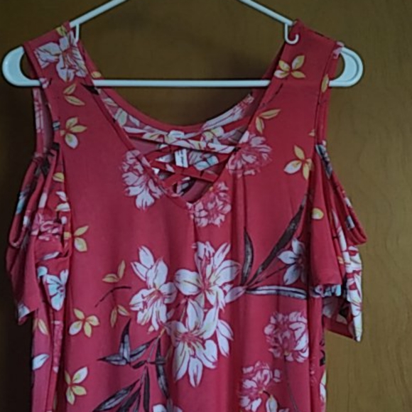 Flowery summer dress - Picture 2 of 3